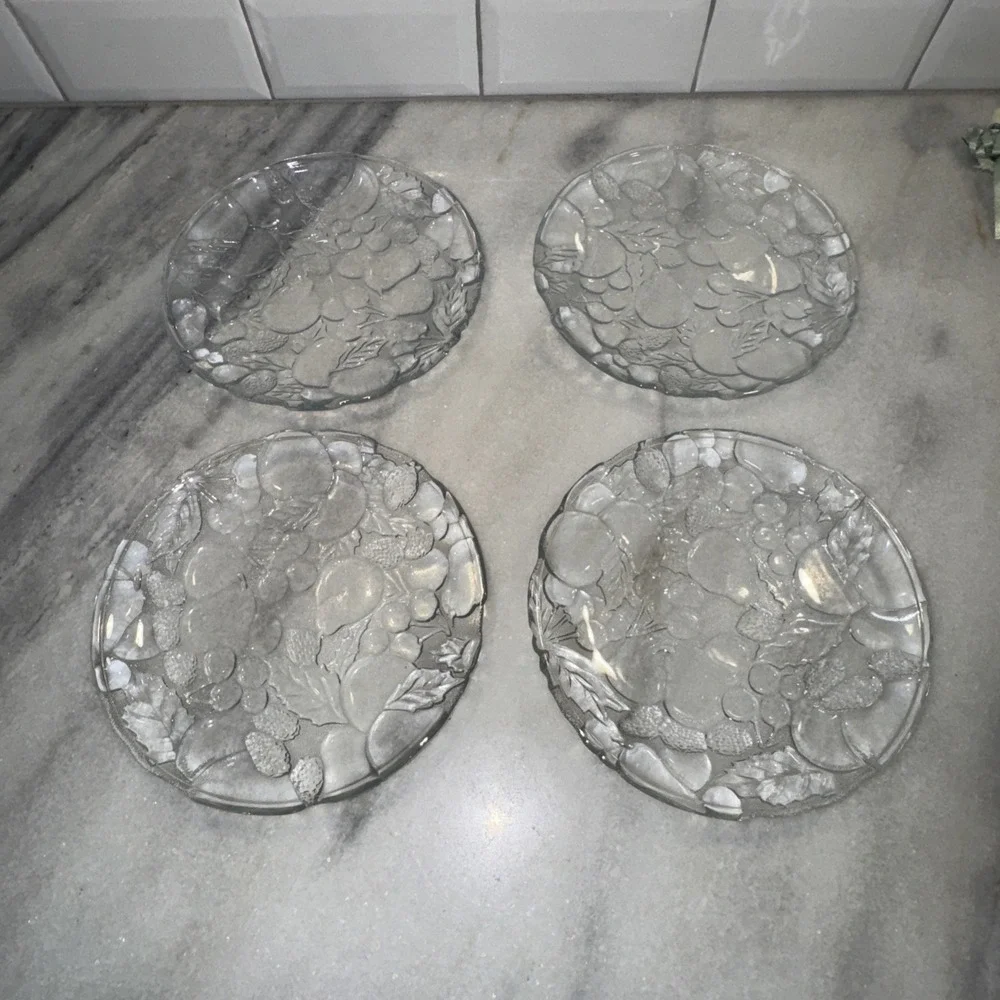 Fruit Bounty Vintage Salad/desert Plates Set Of‎ 4 New In The Box.